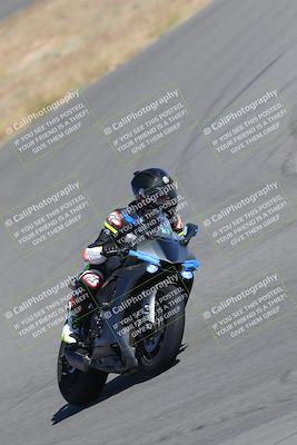 media/Nov-12-2023-Classic Track Days (Sun) [[11f17acb81]]/Group 3/session 2 turn 9/